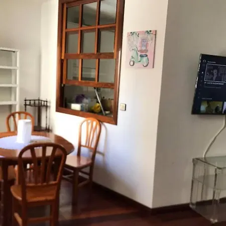 Apartment En Pleno Centro Catedral 1d *